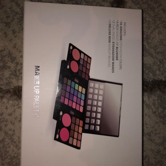 Different Makeup Unopened - Picture 6 of 12